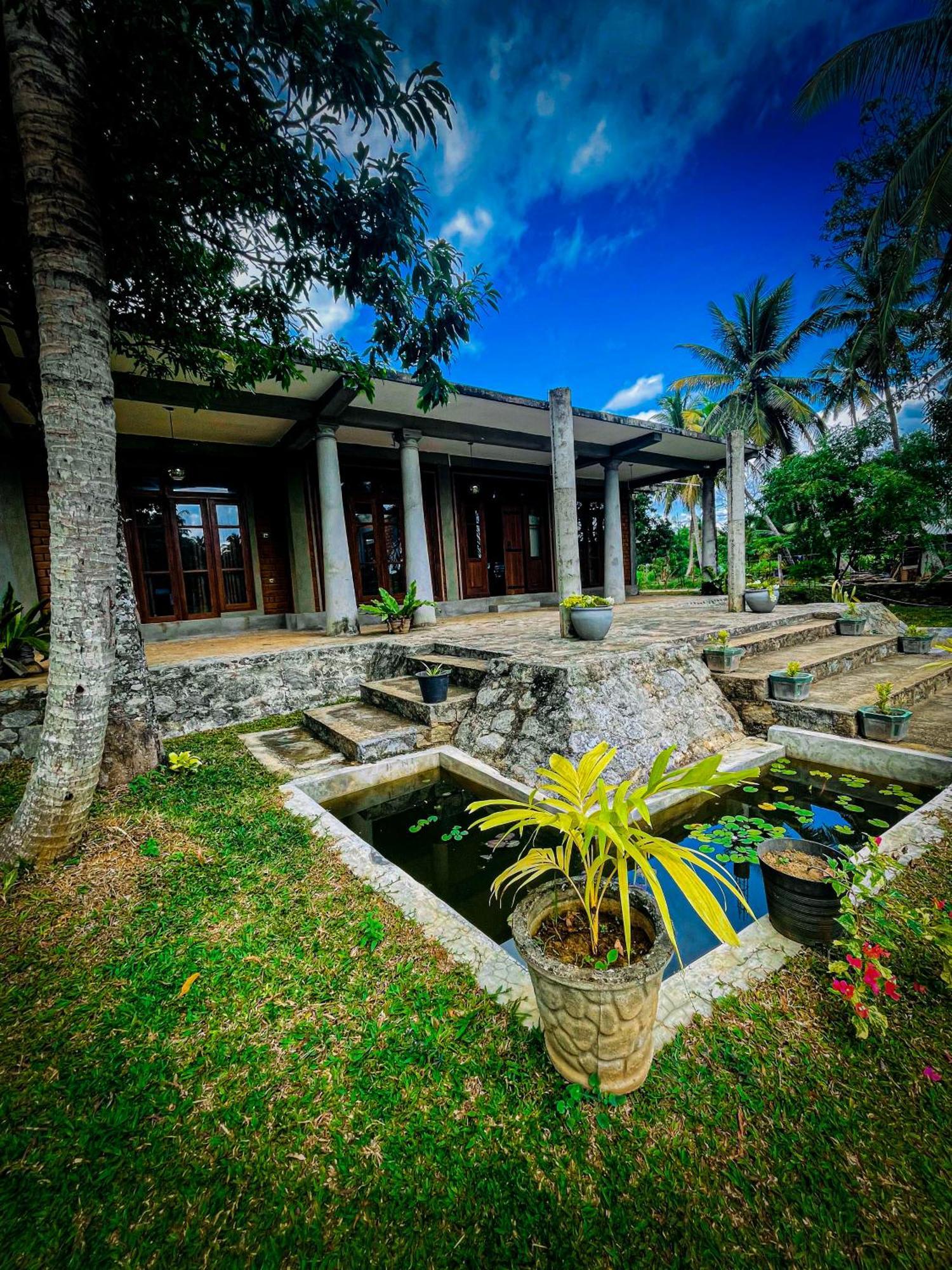 The Lotus Apartamento